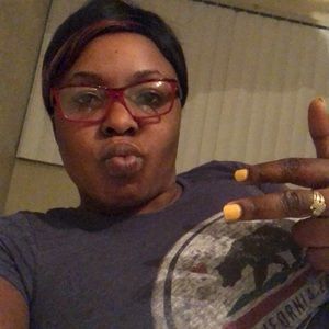 Meet your Posher, Rose merline